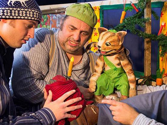 Petterson kriegt Weihnachtsbesuch